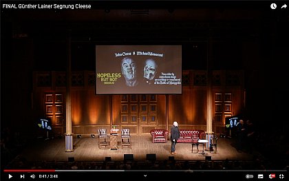 Günther Lainer Segnung durch John Cleese